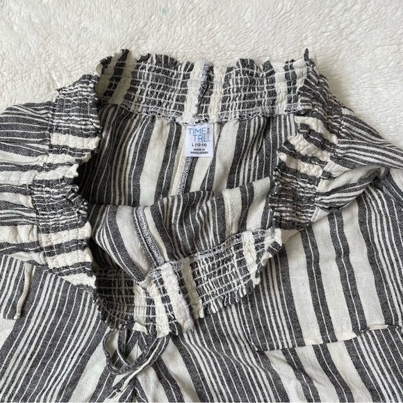 Pull On Stripe Linen Tie Shorts - Picture 4 of 4